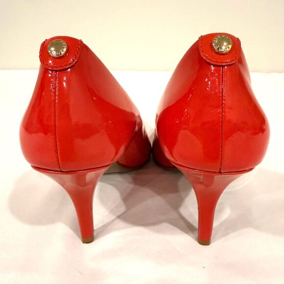 MICHAEL KORS Coral Red Patent Leather Pointed Toe Kitten Heel Pumps Size 8 - Picture 3 of 9